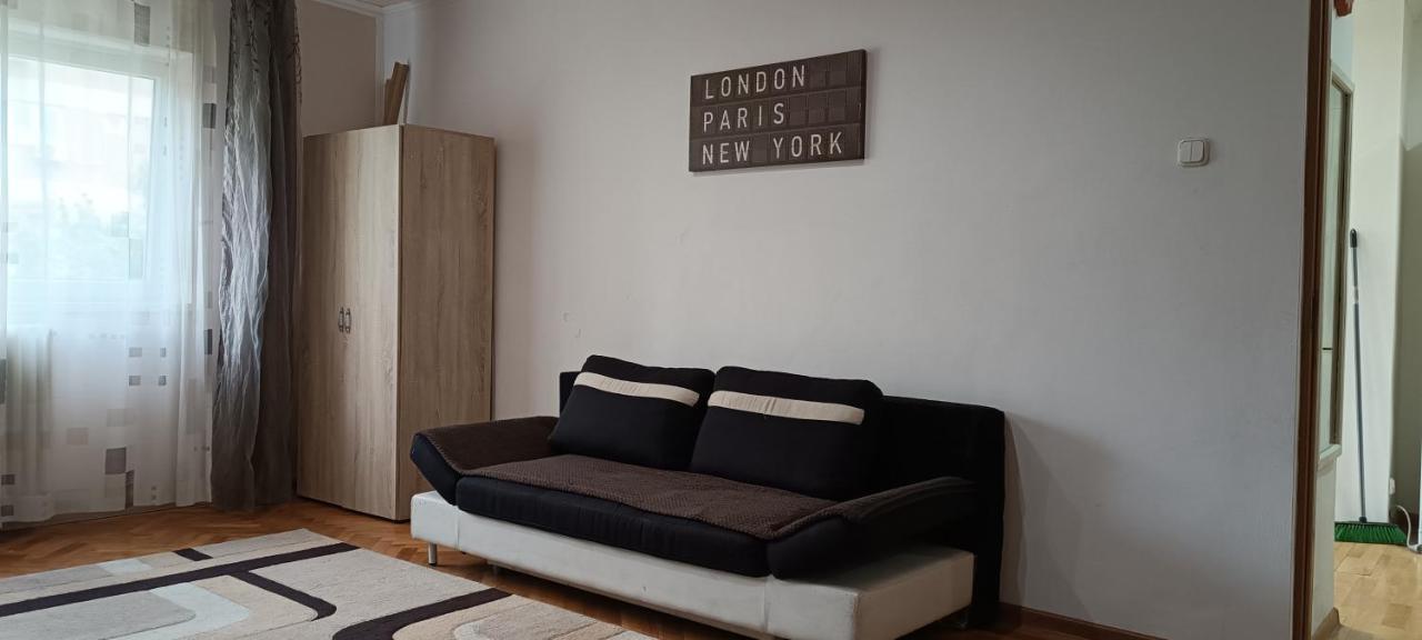 Lora'S House Apartman Nagyvárad Kültér fotó